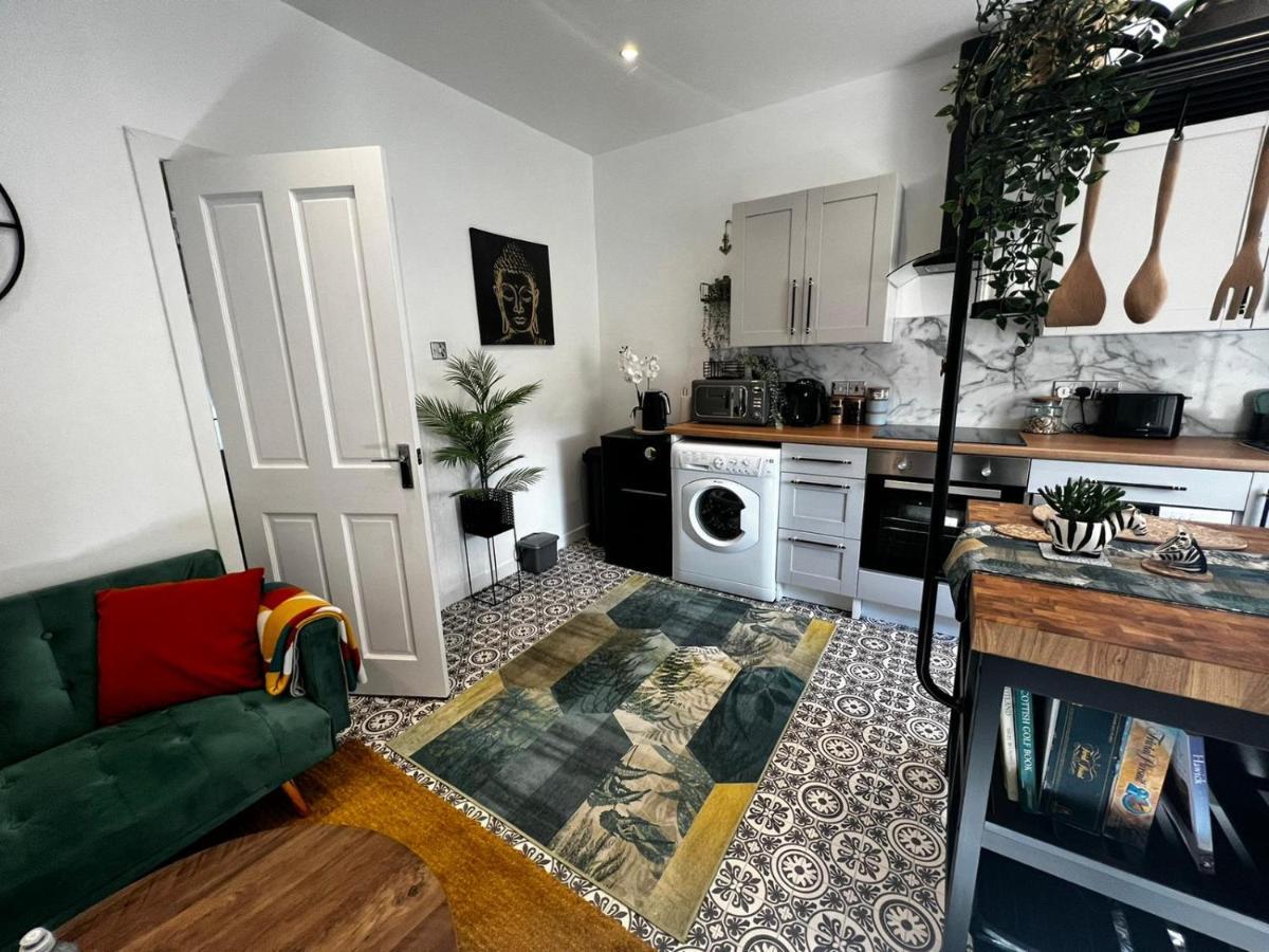 Cozy And Modern Flat In The Heart Of Apartment